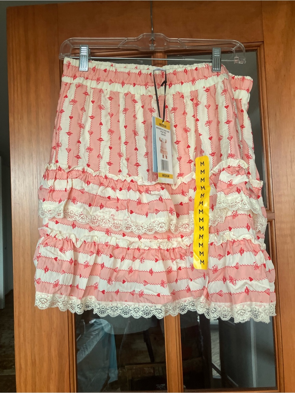 Bridgerton tiered mini  skirts Women’s New with Tags Pink, Red-and Cream Lace